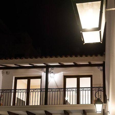 Amplio Departamento Con Excelente Ubicacion Lejlighed Salta Eksteriør billede